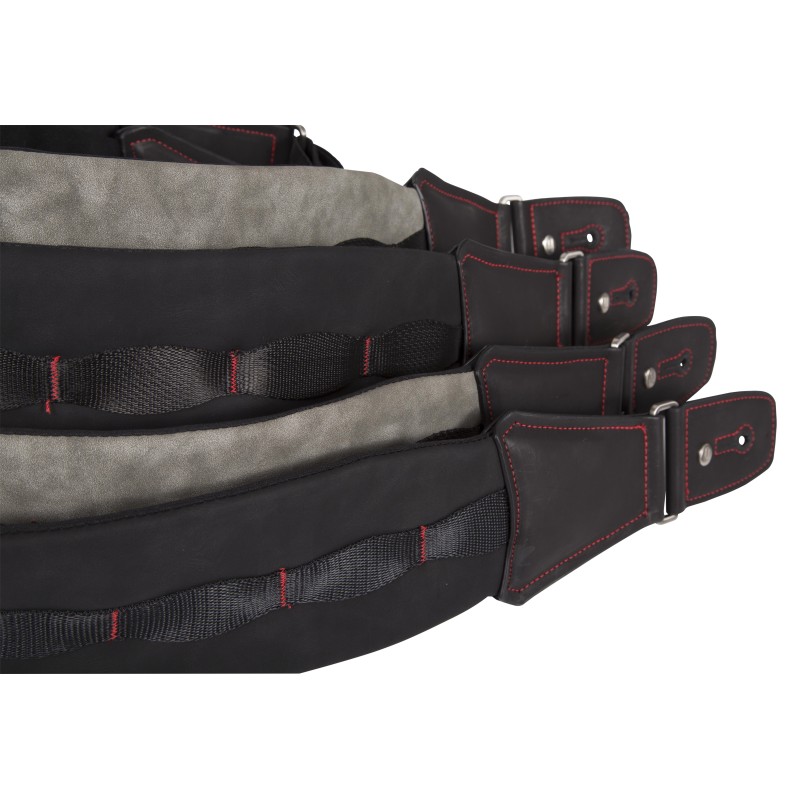 Correia de ombro almofadada e ajustável em nylon, poliéster e neopreno, em cinzento/preto.