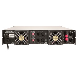 Amplificador estéreo 2 x 3000 W a 2 ohm com CLIP limiter selecionável 2