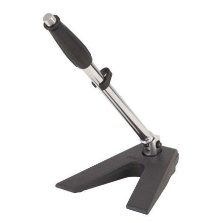 Triangular desktop heavy iron-cast base with telescopic boom.