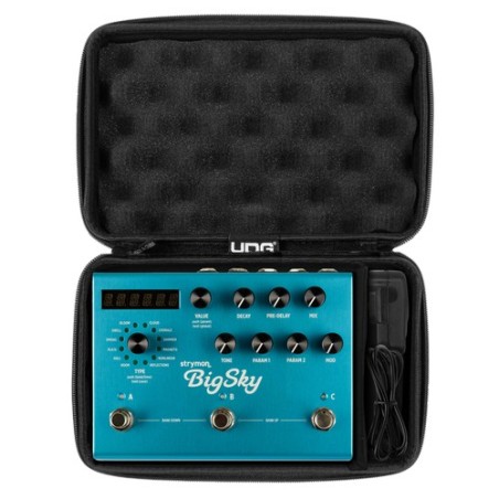 Udg gear U8497BL - CREATOR STRYMON TIMELINE/BIGSKY/MOBIUS/NIGHTSKY/VOLANTE HARDCASE BLACK