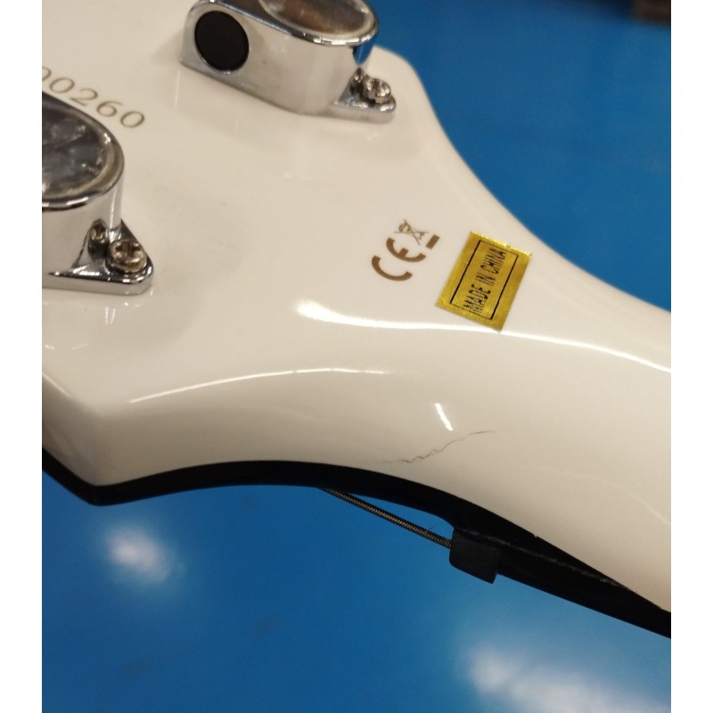 Hagstrom NEKROMANT 5 WHT