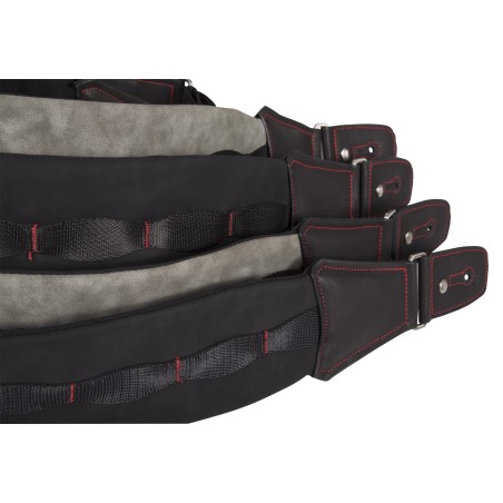 Correia de ombro almofadada e ajustável em nylon, poliéster e neopreno, em cinzento/preto.