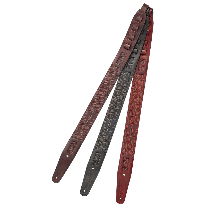 Padded and adjustable shoulder strap in genuine Italian leather, Burgundy Red color.