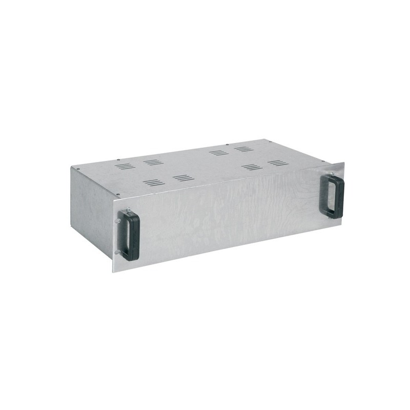 Scatola rack 19' con pannello frontale 3 mm. cieco. Disponibile in alluminio satinato.