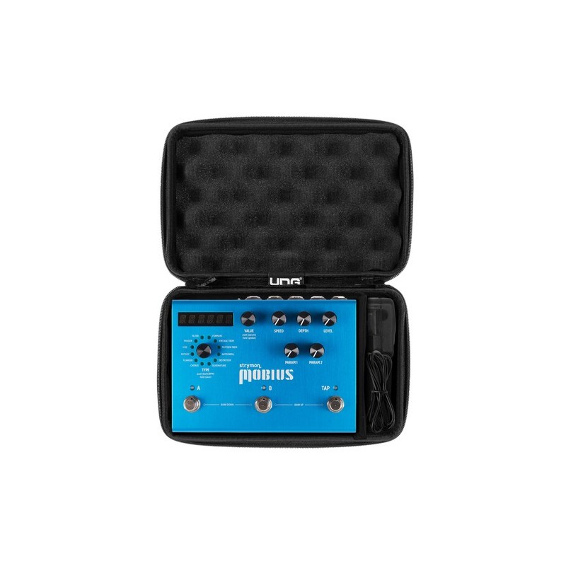 Udg gear U8497BL - CREATOR STRYMON TIMELINE/BIGSKY/MOBIUS/NIGHTSKY/VOLANTE HARDCASE BLACK